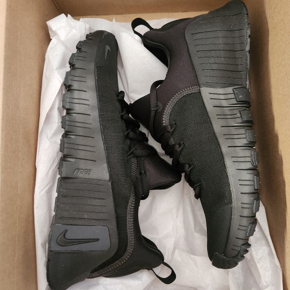 Nike Women's Free Metcon 6 Black/Anthracite 6.5 Medium - Picture 9 of 10